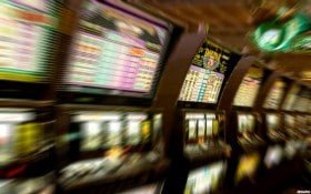 6pgn Video Slots ဂိမ်းများ — Bonus Round နှင့် Free Spin Feature ပါဝင်သော Myanmar Slots